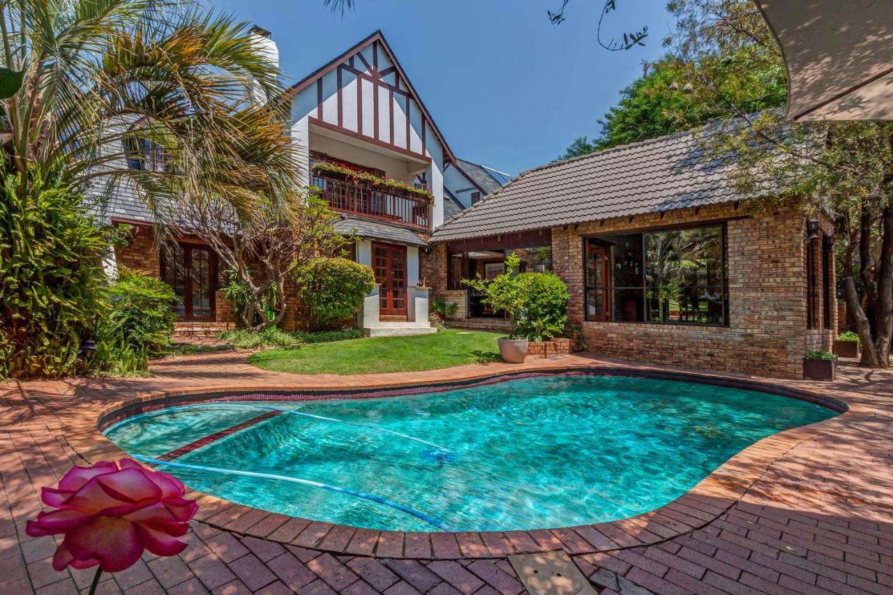 The Dorr Guest House Sandton Exteriör bild
